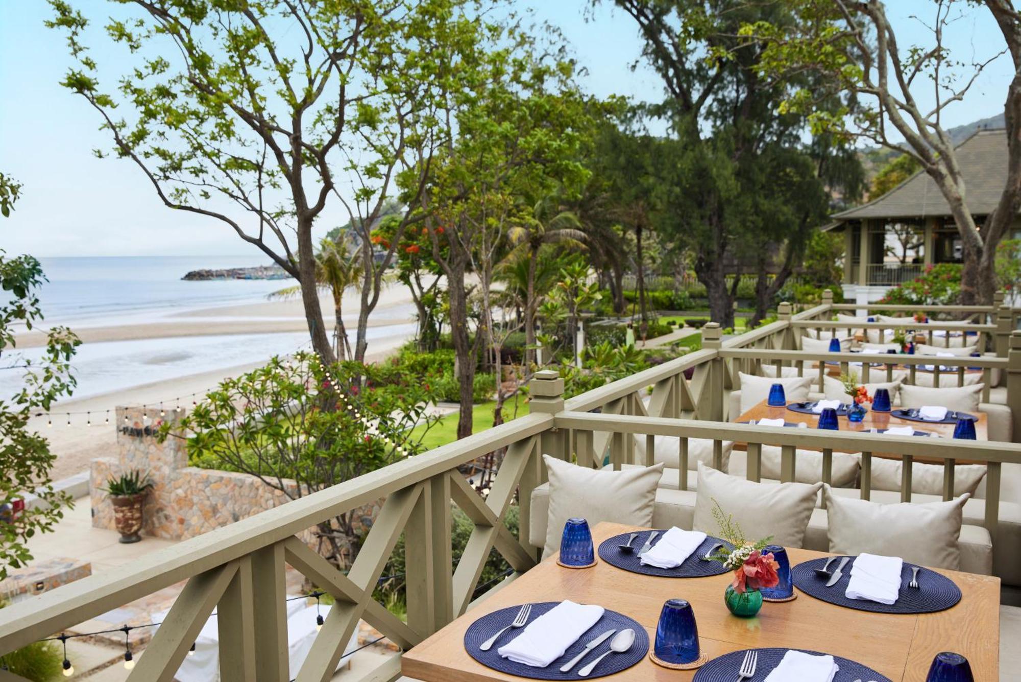 Charras Bhawan Hotel And Residences Huahin Kültér fotó
