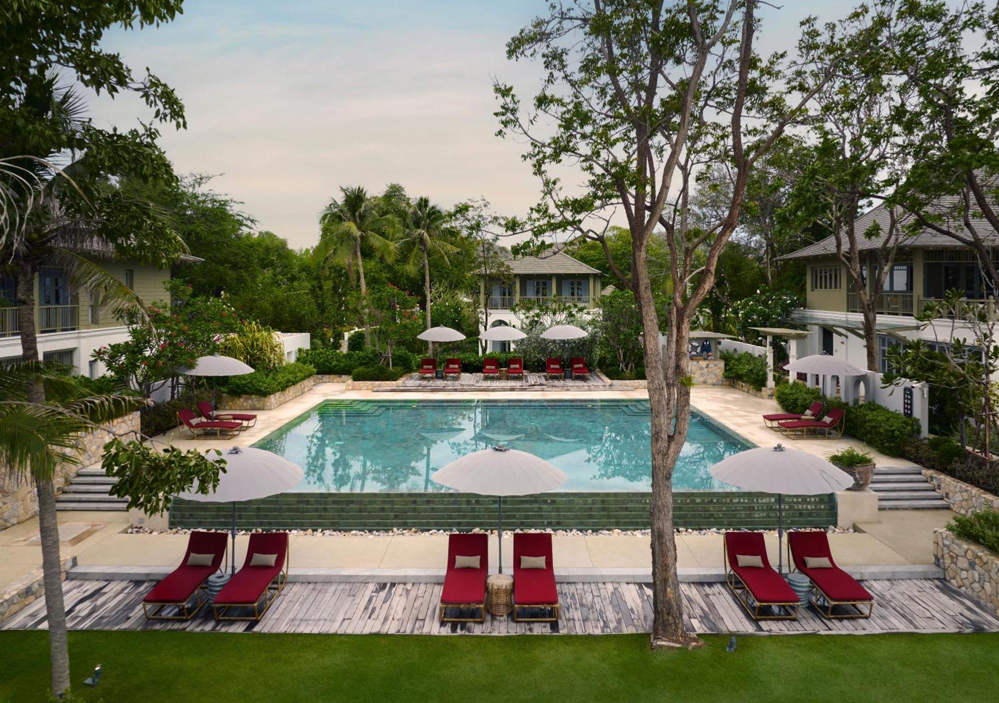 Charras Bhawan Hotel And Residences Huahin Kültér fotó